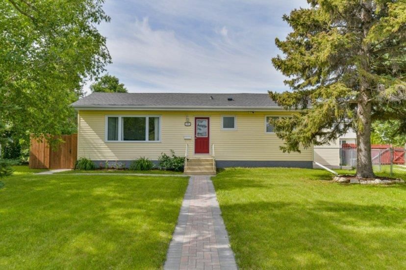 Main Photo: 171 Houde Drive in Winnipeg: St Norbert Residential for sale (1Q)  : MLS®# 202217801