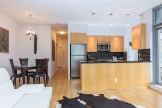 Photo 3: 602 1050 SMITHE Street in Vancouver: West End VW Condo for sale in "THE STERLING" (Vancouver West)  : MLS®# R2118981