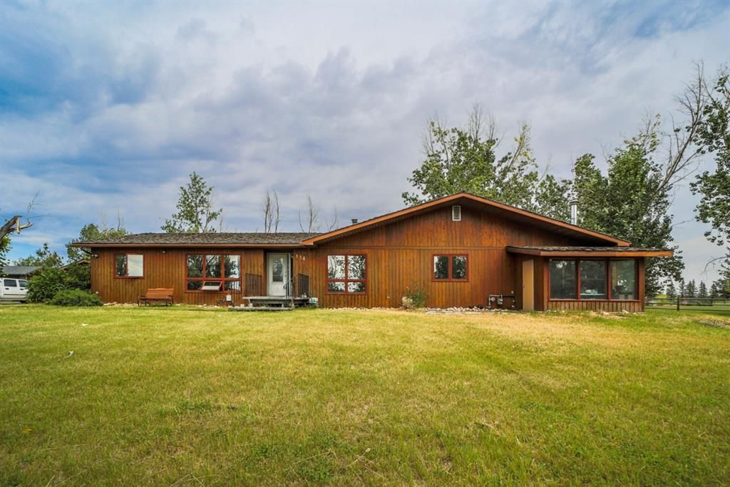 Main Photo: 134 Mountainview Crescent: Claresholm Detached for sale : MLS®# A1237080