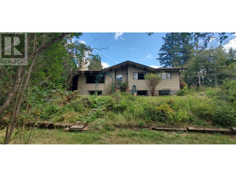 FEATURED LISTING: 2836 Chase-Falkland Road Falkland