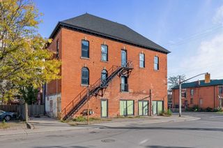 Photo 1: 45 N Wellington Street in Hamilton: Beasley Property for sale : MLS®# X5430856