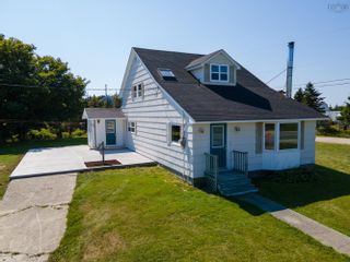 Photo 1: 1933 Highway 330 in Newellton: 407-Shelburne County Residential for sale (South Shore)  : MLS®# 202222206