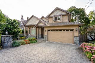 Photo 5: 947 BELVISTA Crescent in North Vancouver: Canyon Heights NV House for sale : MLS®# R2726535