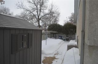 Photo 3: 711 McMeans Avenue East in Winnipeg: East Transcona Residential for sale (3M)  : MLS®# 202304124