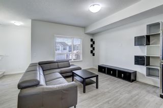 Photo 15: 284 Harvest Hills Way NE in Calgary: Harvest Hills Row/Townhouse for sale : MLS®# A2021287