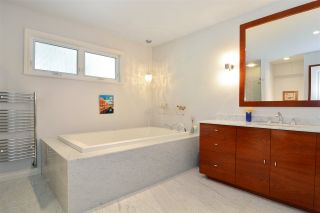 Photo 9: 15736 MOUNTAIN VIEW DRIVE in Surrey: Grandview Surrey House for sale (South Surrey White Rock)  : MLS®# R2095102