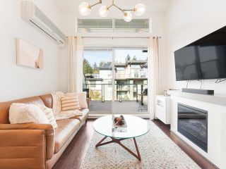Photo 1: 508 7428 BYRNEPARK Walk in Burnaby: South Slope Condo for sale in "GREEN-SPRING" (Burnaby South)  : MLS®# R2731927