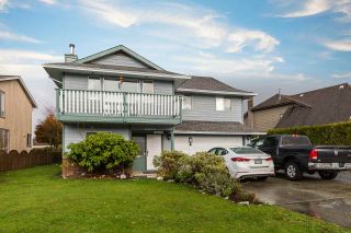 Photo 1: 22119 ISAAC Crescent in Maple Ridge: West Central House for sale : MLS®# R2222513