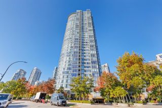 Photo 40: 3902 1033 MARINASIDE Crescent in Vancouver: Yaletown Condo for sale in "Quaywest 1" (Vancouver West)  : MLS®# R2869110