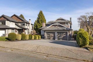 Photo 2: 469 CARIBOO Crescent in Coquitlam: Coquitlam East House for sale : MLS®# R2555467