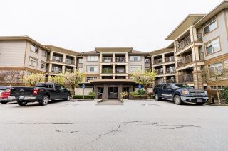 Photo 1: 310 12238 224TH Street in Maple Ridge: East Central Condo for sale : MLS®# R2869211
