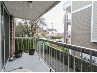 Photo 12: 101 1331 FIR Street: White Rock Condo for sale in "BARCLAY" (South Surrey White Rock)  : MLS®# F1428940