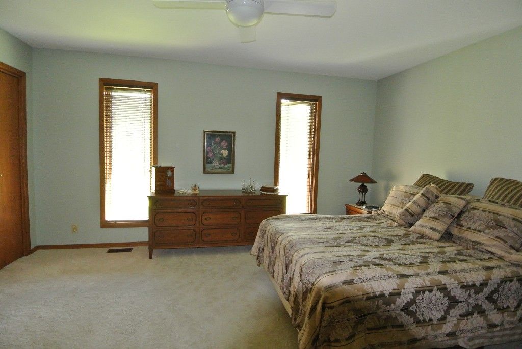Photo 13: Photos: 23056 River road: Residential for sale