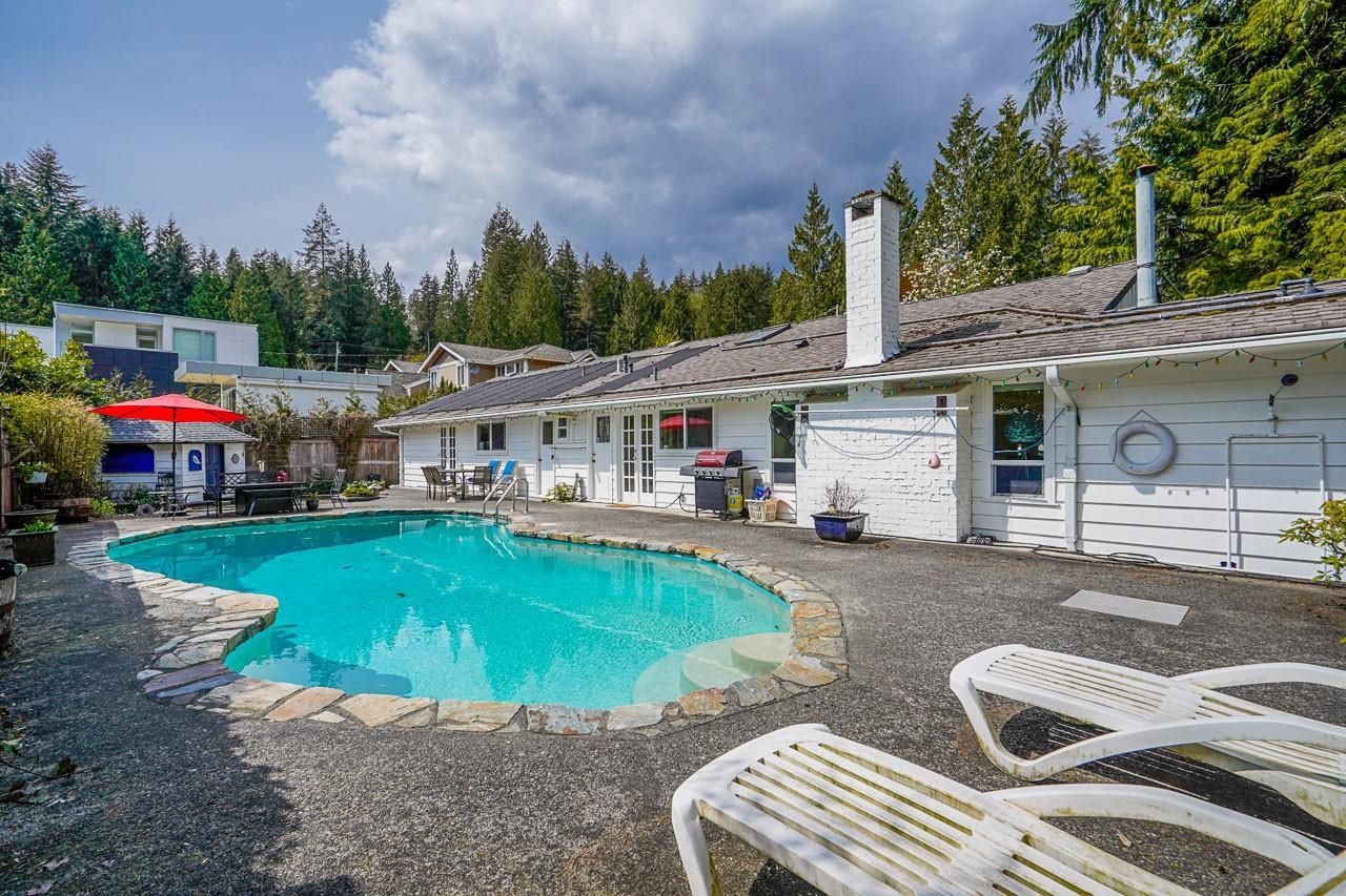 Main Photo: 314 MOYNE Drive in West Vancouver: British Properties House for sale : MLS®# R2683640