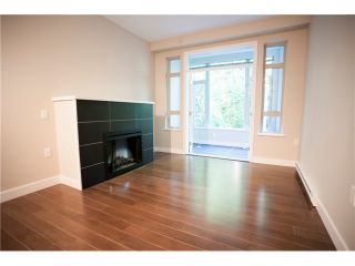 Photo 2: 104 3294 MT SEYMOUR Parkway in North Vancouver: Northlands Condo for sale in "NORTHLANDS TERRACE" : MLS®# V1037846