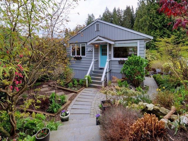 Main Photo: 1942 BANBURY Road in North Vancouver: Deep Cove House for sale : MLS®# R2264500