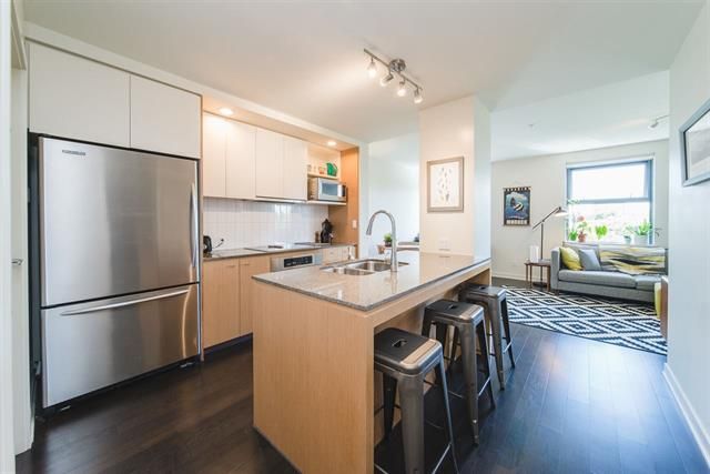 Main Photo: 609 2851 Heather Street in : Fairview VW Condo for sale (Vancouver West)  : MLS®# R2381795