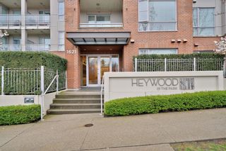 Main Photo: 407 1621 HAMILTON Avenue in North Vancouver: Mosquito Creek Condo for sale in "Heywood on the Park by Marcon" : MLS®# R2869415