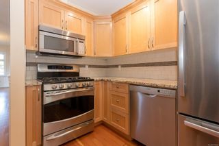Photo 13: 2 1009 Southgate St in Victoria: Vi Fairfield West Row/Townhouse for sale : MLS®# 911922