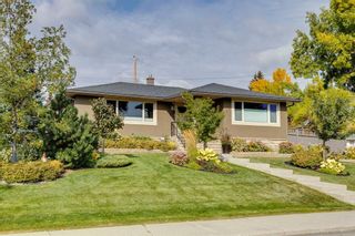 Main Photo: 33 Mayfair Road SW in Calgary: Meadowlark Park Detached for sale : MLS®# A2022674