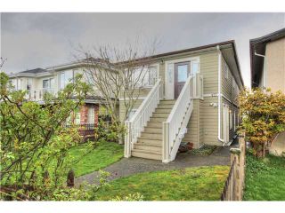 Photo 1: 471 E 18TH Avenue in Vancouver: Fraser VE House for sale in "Main/Fraser Corridor" (Vancouver East)  : MLS®# V1055269