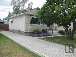 Photo 2: 77 Lennox Avenue in Winnipeg: Residential for sale (2D)  : MLS®# 1819637