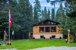 Photo 2: 64129 Twp Rd 265 West in Rural Bighorn No. 8, M.D. of: Rural Bighorn M.D. Detached for sale : MLS®# A2069802