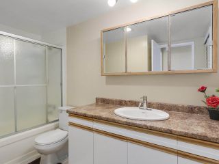 Photo 14: 318 9101 HORNE Street in Burnaby: Government Road Condo for sale in "Woodstone Place" (Burnaby North)  : MLS®# R2239730