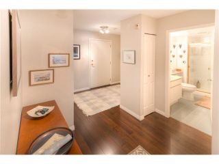 Photo 1: 1202 1245 QUAYSIDE Drive in New Westminster: Quay Condo for sale in "THE RIVIERA" : MLS®# V1130205