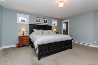 Photo 11: 3397 Rockwood Terr in VICTORIA: Co Triangle House for sale (Colwood)  : MLS®# 767212