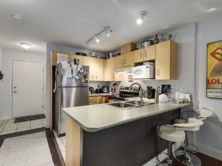 Photo 7: 323 332 LONSDALE Avenue in North Vancouver: Lower Lonsdale Condo for sale in "CALYPSO" : MLS®# R2626678