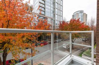 Photo 31: THA 1211 MARINASIDE Crescent in Vancouver: Yaletown Townhouse for sale in "THE PENISULA" (Vancouver West)  : MLS®# R2738111