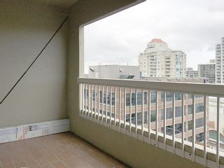 Photo 7: 905 615 BELMONT Street in New Westminster: Uptown NW Condo for sale in "BELMONT TOWERS" : MLS®# R2200623