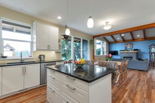 Photo 13: 405 Rockland Rd in Campbell River: CR Willow Point House for sale : MLS®# 908889