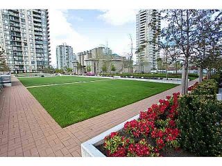 Photo 16: 1404 4178 DAWSON Street in Burnaby: Brentwood Park Condo for sale in "TANDEM" (Burnaby North)  : MLS®# V1117379