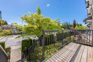 Photo 4: 2 14855 100 Avenue in Surrey: Guildford Townhouse for sale in "Guildford Park Place" (North Surrey)  : MLS®# R2880450