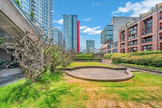 Photo 7: 1801 183 KEEFER Place in Vancouver: Downtown VW Condo for sale (Vancouver West)  : MLS®# R2873023