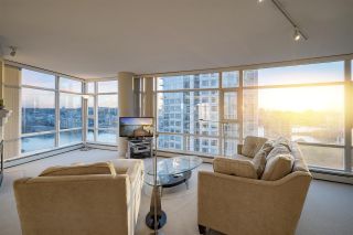 Photo 8: 2207 198 AQUARIUS MEWS in Vancouver: Yaletown Condo for sale (Vancouver West)  : MLS®# R2341515