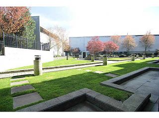 Photo 10: 110 10822 CITY Park in Surrey: Whalley Condo for sale in "ACCESS" (North Surrey)  : MLS®# F1436883