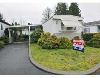 Photo 1: 19687 POPLAR DR in Pitt Meadows: Central Meadows Manufactured Home for sale in "MEADOW HIGHLANDS CO-OPERATIVE" : MLS®# V568477