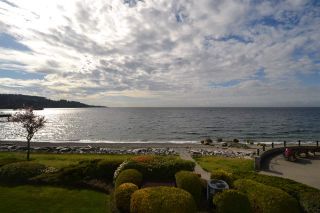 Photo 6: 207 5470 INLET Avenue in Sechelt: Sechelt District Condo for sale in "Beach House" (Sunshine Coast)  : MLS®# R2355874