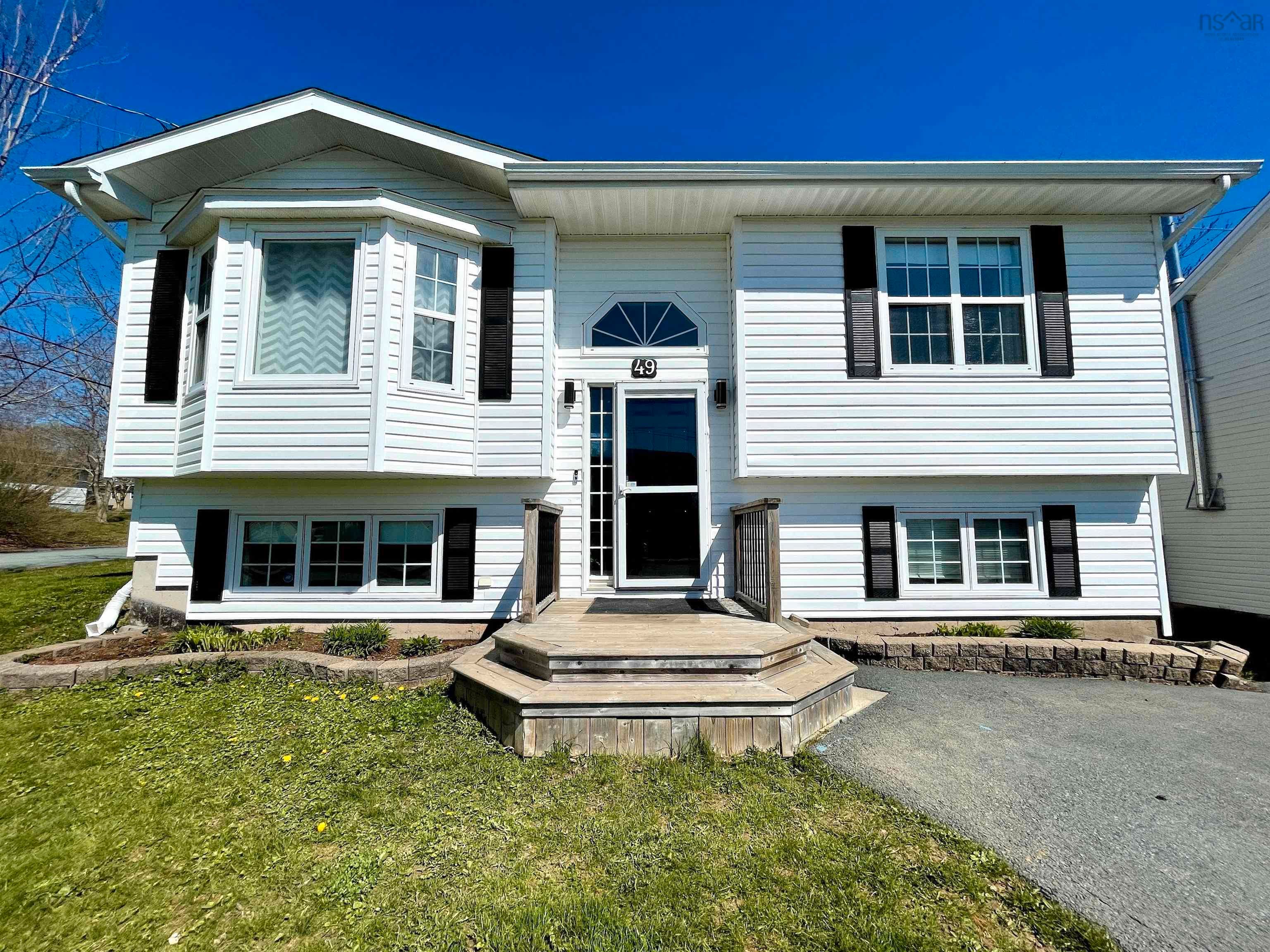Main Photo: 49 Lundy Drive in Westphal: 15-Forest Hills Residential for sale (Halifax-Dartmouth)  : MLS®# 202209384