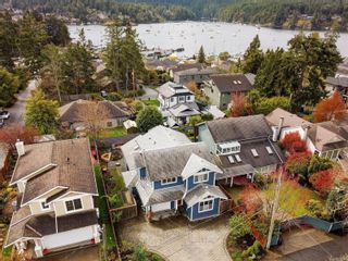 Photo 2: 799 Stelly's Cross Rd in Central Saanich: CS Brentwood Bay House for sale : MLS®# 928262