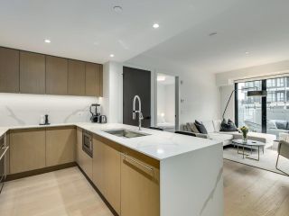 Photo 9: 204 5089 QUEBEC Street in Vancouver: Main Condo for sale in "Shift" (Vancouver East)  : MLS®# R2646375