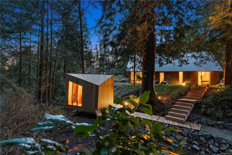 FEATURED LISTING: 1220 Starlight Grove Sooke