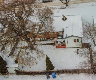 Photo 4: 10 Bayfield Avenue in Winnipeg: House for sale : MLS®# 202329072