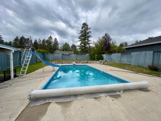 Photo 3: 1525 12TH AVENUE in Invermere: House for sale : MLS®# 2472956