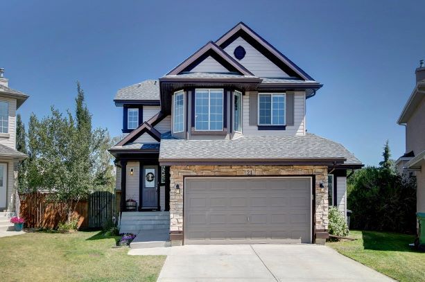 New property listed in Citadel, Calgary