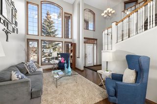 Photo 5: 117 Sienna Park Gardens SW in Calgary: Signal Hill Detached for sale : MLS®# A2036279