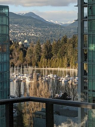 Main Photo: 1305 620 CARDERO Street in Vancouver: Coal Harbour Condo for sale in "CARDERO" (Vancouver West)  : MLS®# R2750032
